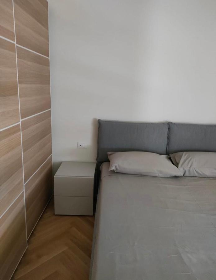 Appartement Milano: Incantevole In Pieno Centro - Fancy Yellow Milaan