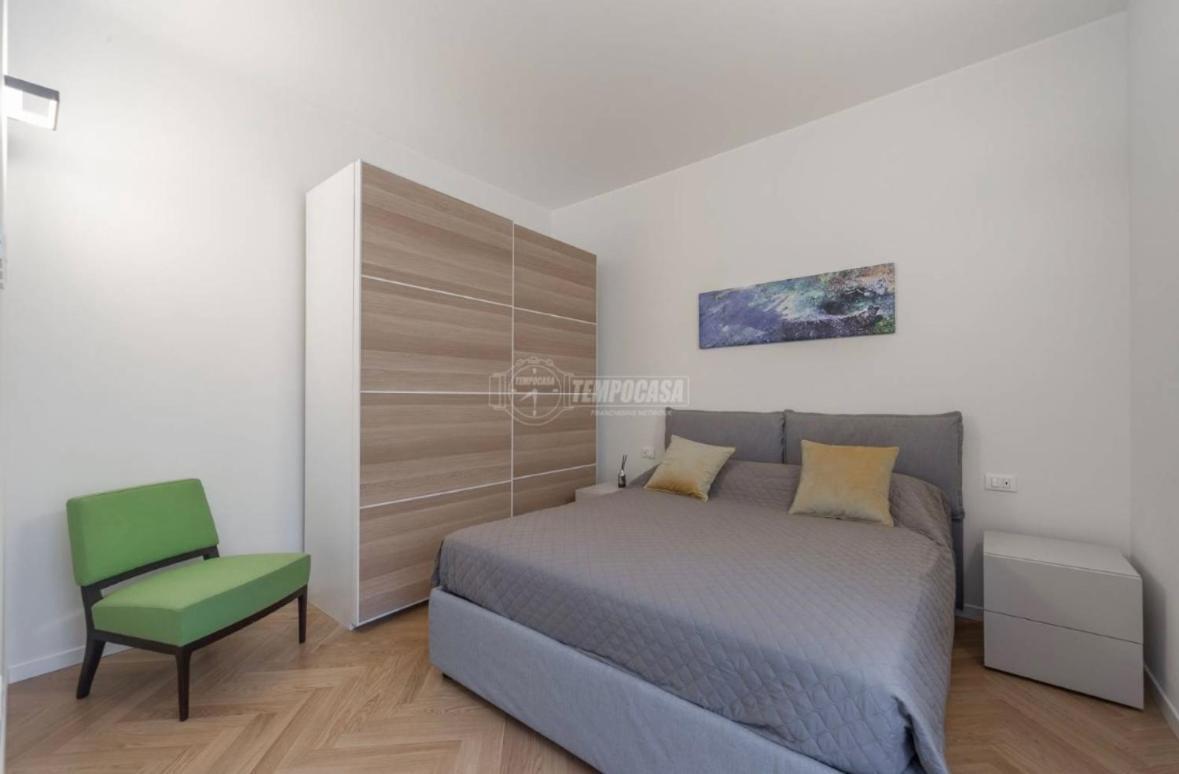 Milano: Incantevole In Pieno Centro - Fancy Yellow * Milaan